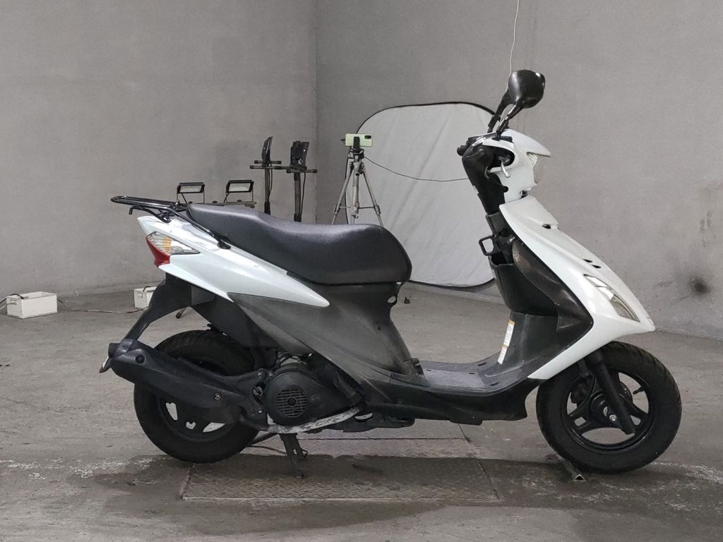 Фото Suzuki ADDRESS V125 с японского аукциона