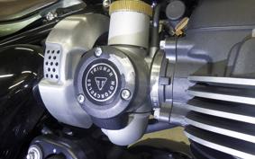 TRIUMPH BONNEVILLE BOBBER 2024