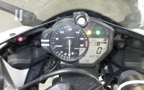 YAMAHA YZF-R6 2019