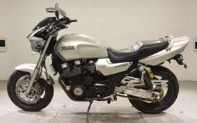 YAMAHA XJR1200 1995 4KG