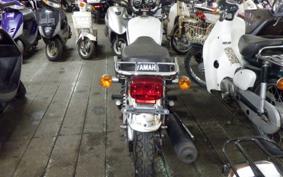 YAMAHA YB125SP