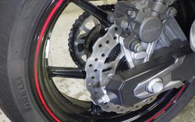 KAWASAKI Z800 2013