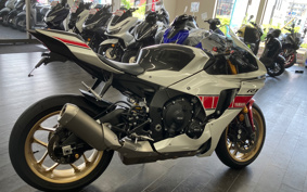 YAMAHA YZF-R1 2022 RN65J