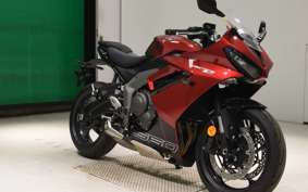 TRIUMPH DAYTONA660 2025