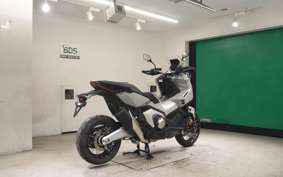HONDA X-ADV 750 2025 RH21