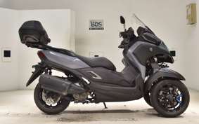 YAMAHA TRICITY 300 2023 SH15J