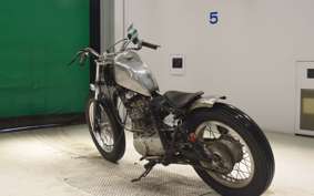 YAMAHA SR400 Gen.3 2002 RH01J