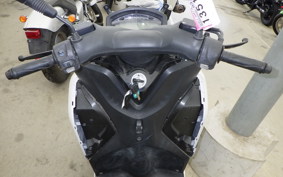 YAMAHA TRICITY 125 SE82J