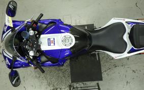 YAMAHA YZF-R1 2013