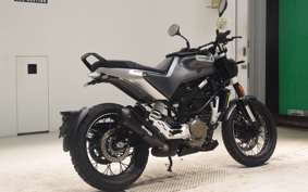 HUSQVARNA SVARTPILEN 125 2019