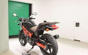 HONDA VTR 250 Gen. 2 MC33