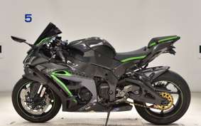 KAWASAKI ZX 10 NINJA R SE 2020 ZXT02E