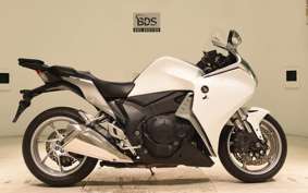 HONDA VFR1200F 2010 SC63
