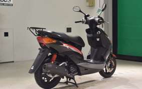 YAMAHA CYGNUS 125 XSR 2004 SE12J