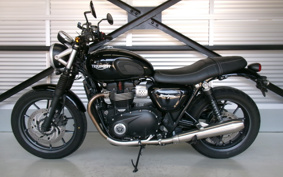 TRIUMPH STREET TWIN 2016 DAD74G
