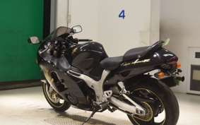 SUZUKI GSX-1300R HAYABUSA 2002