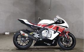 YAMAHA YZF-R1 RaceBase CN06C
