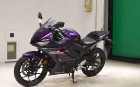 YAMAHA YZF R-3 2025 RH21J