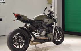 DUCATI DUCATI ストリート FIGHTER V2 2023