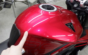 TRIUMPH STREET TRIPLE RS 2024