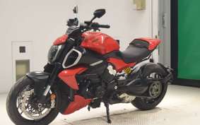 DUCATI DIAVEL V4 2023
