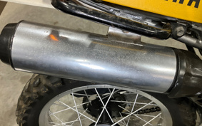 YAMAHA SEROW 225 KICK 1KH