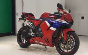 HONDA CBR600RR 2024 PC40