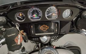 HARLEY FLHXSE1800CVO 2015 PXN