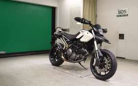 DUCATI HYPERMOTARD 796 2011