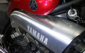 YAMAHA VMAX 2004