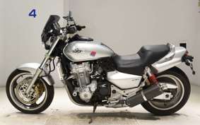 HONDA X4 LD 2002 SC38