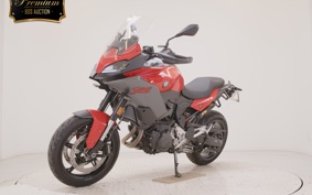 BMW F900XR 2025