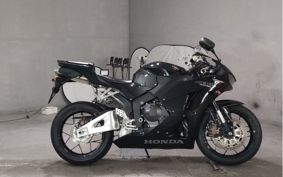 HONDA CBR600RR PC40