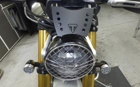 TRIUMPH SCRAMBLER 1200 XE 2021