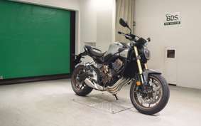 HONDA CB650R E-Clutch 2018 RH17