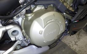 DUCATI STREETFIGHTER V4 S 2021