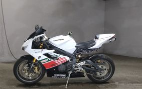 TRIUMPH TRIUMPH DAYTONA675 TMD106