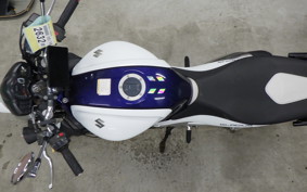 SUZUKI ｸﾞﾗﾃﾞｨｳｽ400 2010 VK58A