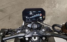 BMW M1000R 2024 0E81