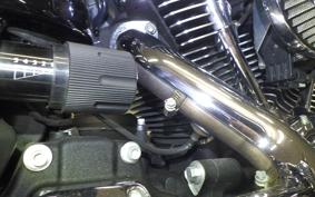 HARLEY FXBRS1870 2018