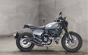 DUCATI  DUCATI  SCRAMBLER  NIGHT  SHIFT  3K00AA