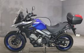 SUZUKI DL650 ( V-Strom 650 ) C733M