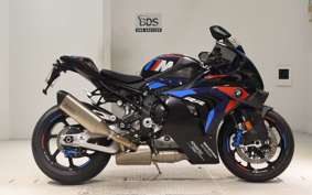 BMW M1000RR 2025