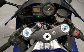 YAMAHA YZF-R1 RN011