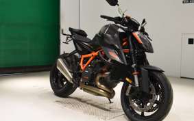 KTM 1290 SUPER DUKE R 2021