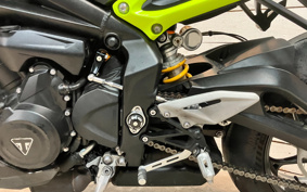 TRIUMPH TRIPLE MOTO2 ED 2023 HDA624