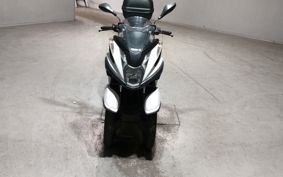 YAMAHA TRICITY 125 SE82J