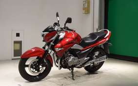 SUZUKI GSR250