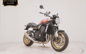 KAWASAKI Z900RS 2025 ZR900K