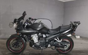 SUZUKI BANDIT1250 GW72A